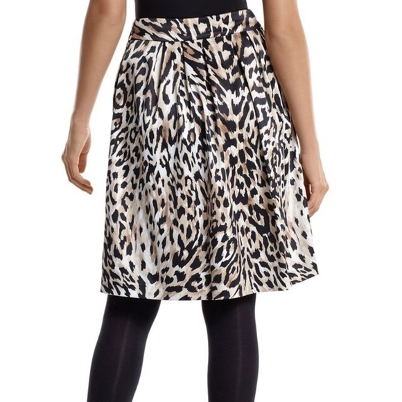 WHBM Sateen Leopard Print Pleated Skirt Sz 4 - Picture 3 of 10